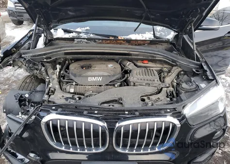 2018 BMW X1 xDrive28I z USA, uszkodzony, nr VIN WBXHT3C38J5L27965